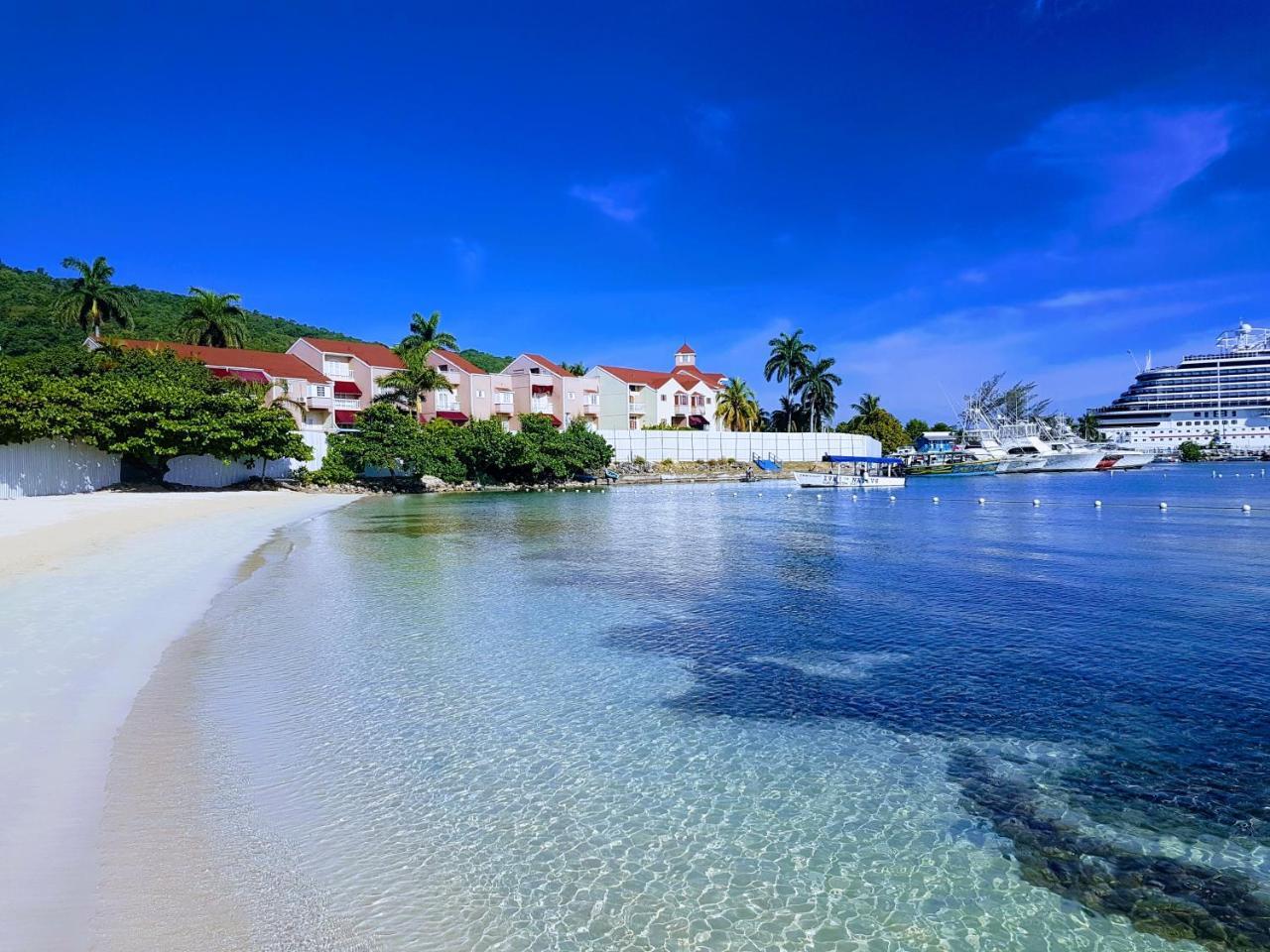 Apartment Treasure At Sandcastles Ocho Rios Exterior photo